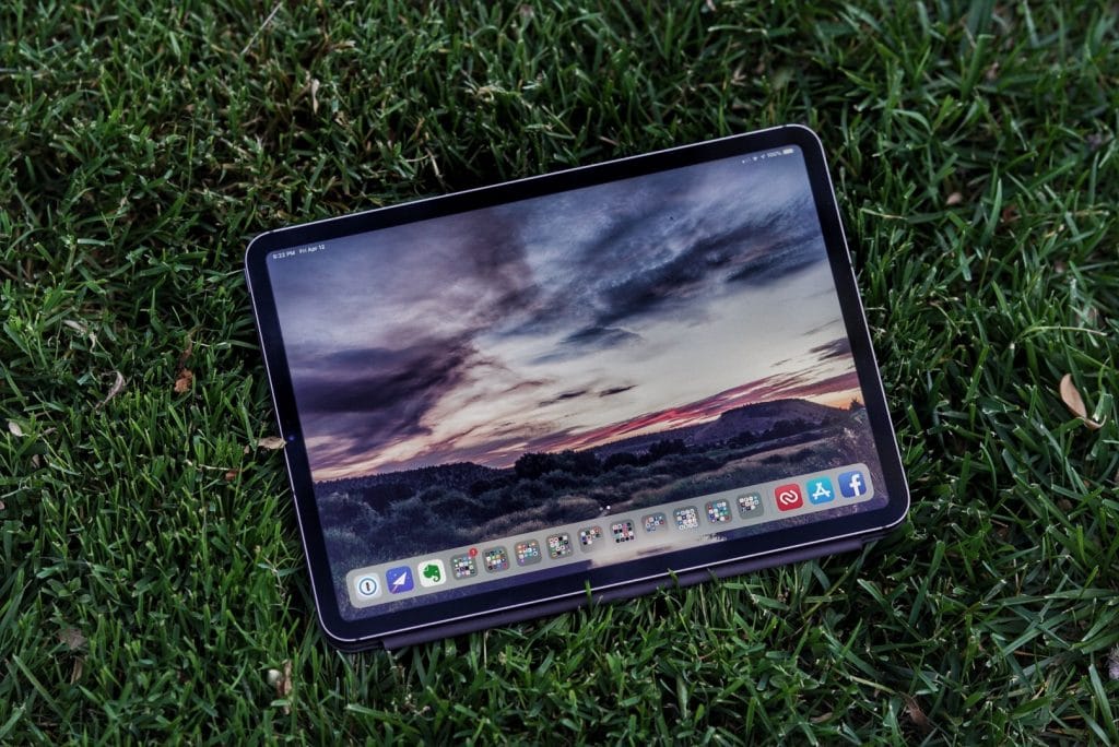 iPad Pro with Empty Home Screen