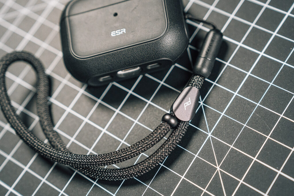 AirPods Pro 3 ESR Case Peak Design Mobile Cuff
