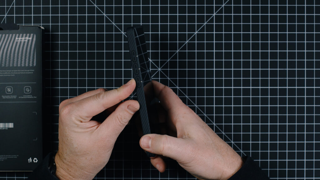 Pitaka Aaron Button Galaxy S26 Ultra Case