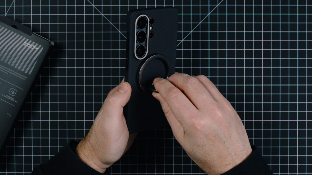 Pitaka Aaron Button Galaxy S26 Ultra Case MagSafe
