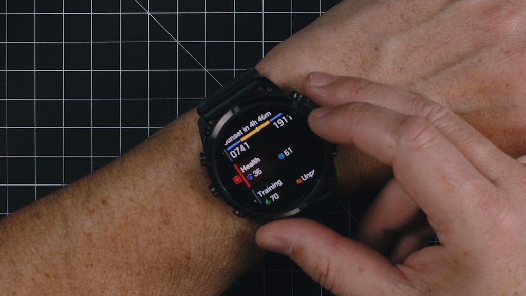 Fenix 9 Pro showing body battery, sleep score, training load, and VO2 max