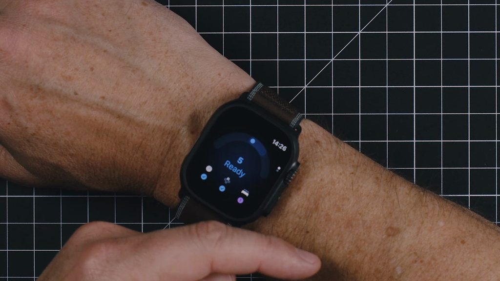 Apple Watch Ultra 4 vitals and training load